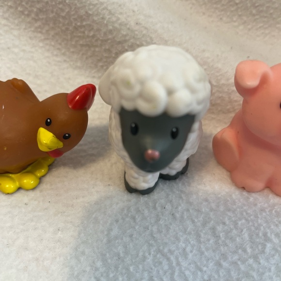 Fisher Price Little People Farm Animals Farmer Figure Pigs Chicken Cow Sheep - Picture 3 of 10